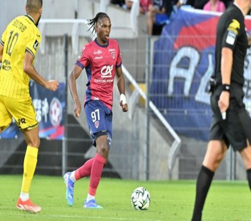 决赛裁判亮,相引热议,梅西偏袒疑,皇冠体育app下载,皇冠体育官网,澳门皇冠体育,bet皇冠体育在线