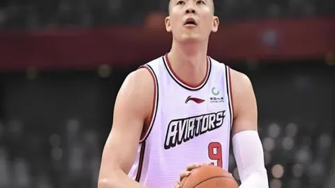 帕金斯：若欧文助队渡过伤病难关挺进季后赛，或将被纳入MVP评选讨论