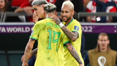 激战半场！米兰1-2不敌都灵，拉比奥惊天世界波，托莫里争议送点，莱奥意外伤退引发悬念