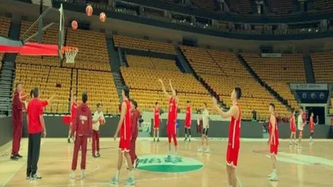 小佩顿拇指韧带损伤，勇士损失关键球员，预计至少一周后评估恢复情况